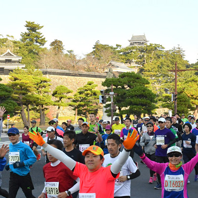 急いで！　駆け込みで間に合う年内のフルマラソン