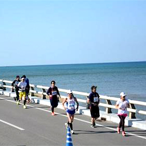 南の島のタフなコースと格闘！年の始めに濃いレース体験を！「石垣島マラソン」