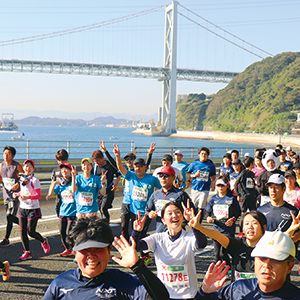 関門海峡と日本海の絶景！記憶に残る濃いレース体験なら「下関海響マラソン」