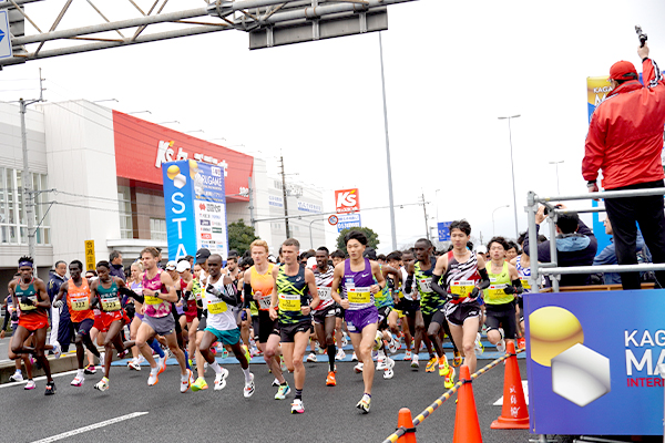 日本記録も生まれた高速コース！「香川丸亀国際ハーフマラソン」エントリー開始