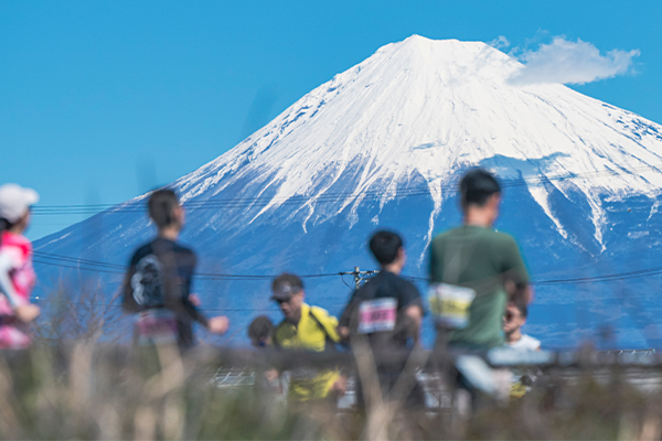 【まもなく定員】富士山と地元グルメのエイドが好評「静岡マラソン」エントリーはお早めに
