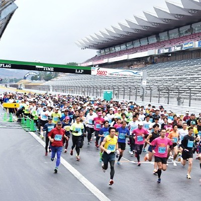 クルマ好き注目！日本を代表するサーキットを走れる富士マラソンフェスタin FUJI SPEEDWAY（2/1）受付中
