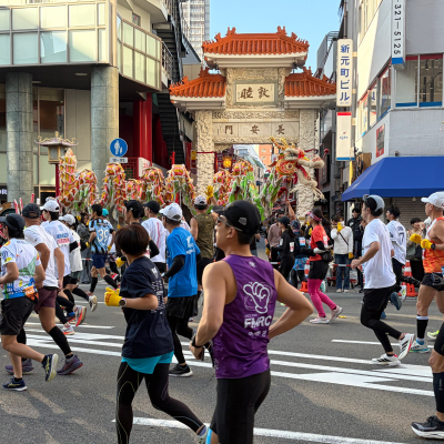 神戸のビュースポットを巡る高速平坦コース！「神戸マラソン」エントリー開始