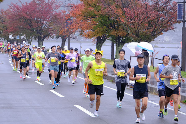 山々の絶景を望む、湖畔のフラットコース！「諏訪湖マラソン」（10月25日）エントリーは6/24(水）12時～！