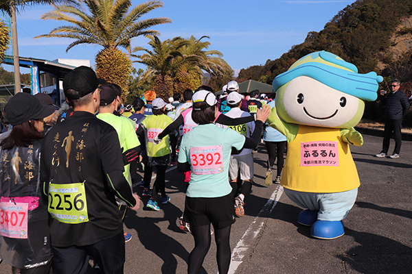 第12回 徳島・海陽 究極の清流 海部川風流マラソン