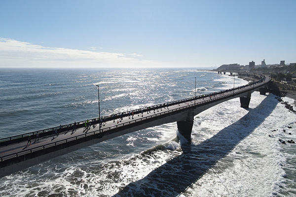 迫力の大海原に飛び出そう！　タフな絶景コースが自慢「ひたちシーサイドマラソン」