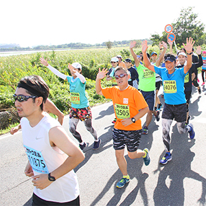 米どころ新潟のおいしい給食と信濃川＆日本海の眺め！「新潟シティマラソン」