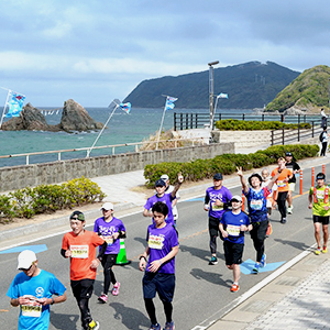 都市・海・山の風景にグルメ！　福岡を五感で楽しみ尽くす「福岡マラソン」締切迫る！