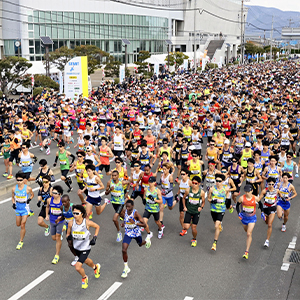 サブ3.5、サブ4狙いのシリアスランナーたちが集う、真の本命レース。「防府読売マラソン」