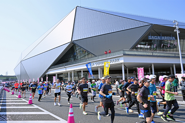 高低差10ｍ！今シーズン中に自己ベストを狙うなら「さが桜マラソン2026」10/1エントリー開始