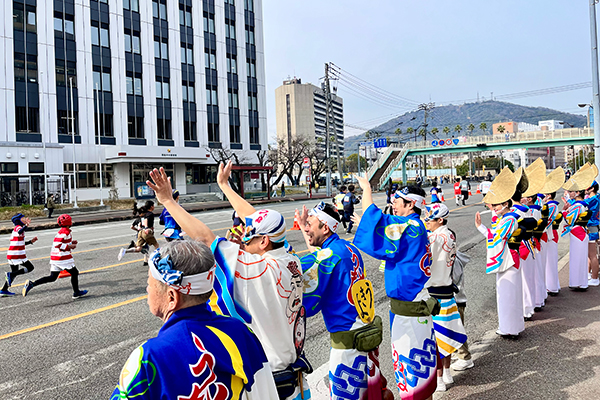 河川敷から市街地へ！　新コースに生まれ変わる「とくしまマラソン2027」は3月14日開催