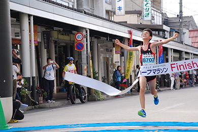 3km男子。トップでフィニッシュ！