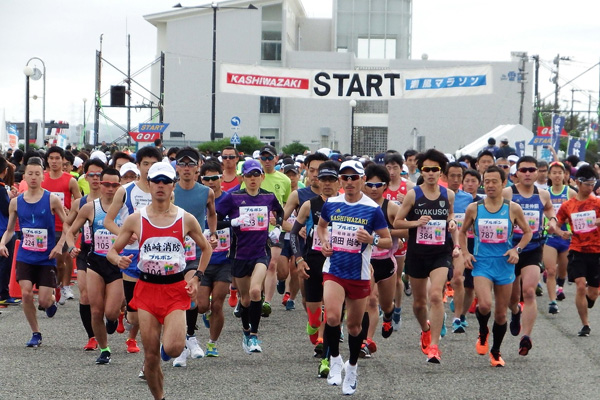 柏崎港の横にあるみなとまち海浜公園をスタート