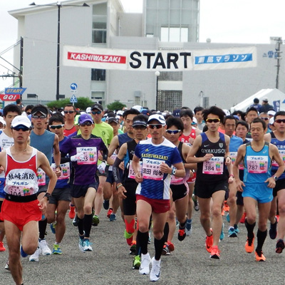 走りがいのあるコースと柏崎の人の温かさを楽しむ　柏崎潮風マラソン