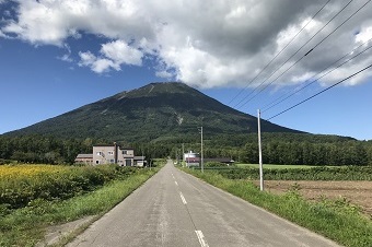 美しい羊蹄山を見ながら走れるコース