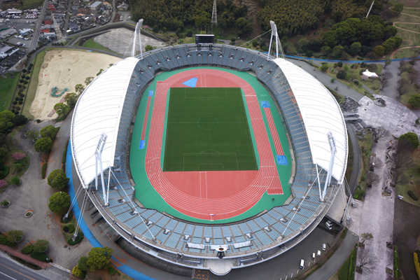 施設の充実した えがお健康スタジアムが会場