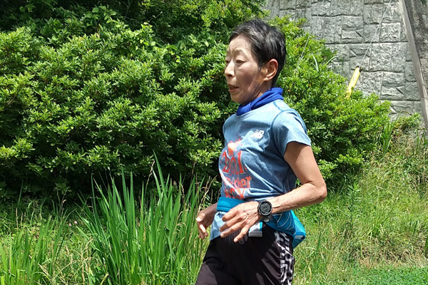 マラソンランキング女性71歳の部で2位「TATTAで月間400km走ります」（伊藤美知子さん）