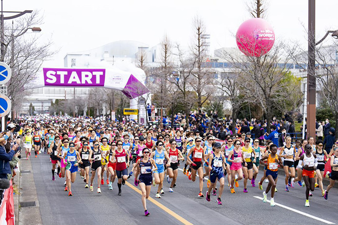 スタート時の気温は16.7℃と暑さとも戦うレースとなった