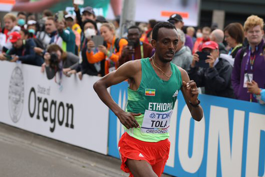 世界陸上マラソンで男女アベック優勝！　エチオピア選手たちは「何よりも練習を優先」するから強い