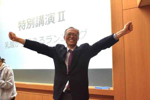 「脂肪を燃やすなら低強度」は本当か？ 『給水おじさん』八田秀雄先生が語る高強度トレーニングの効果