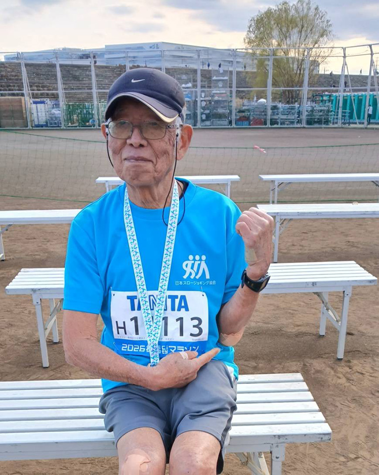2週間前のレースで転倒して絆創膏を貼りながらも26年板橋Cityマラソンを完走