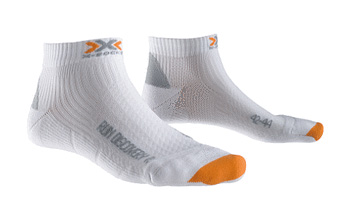 【10名様にプレゼント】足のムレ、マメを防ぐ9つの特許を持つソックス