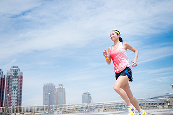 【知っ得】夏の日差しを全身カバー！”飲む”日焼け止めって？