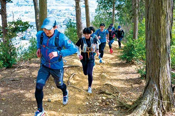 【知っ得】「山を走ればロードも速くなる！？」これからのシーズンはトレイルで鍛えよう