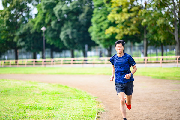 初マラソンから7大会連続サブスリー。秘訣は、35kmの起伏走(PR)