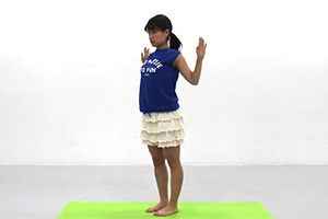 デスクワークのコリをほぐす！(2)