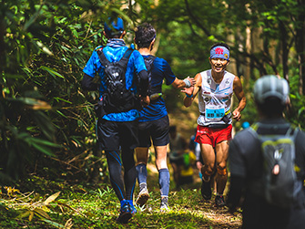 すれ違い区間では、ほかのランナーから元気をもらえる