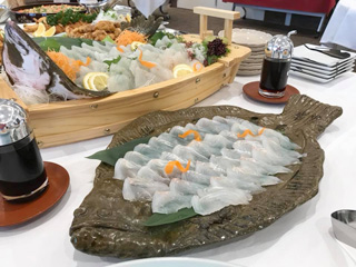前夜祭の海鮮料理は絶品！