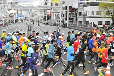 高知城、田園地帯、太平洋、仁淀川など豊かな山・川・海が楽しめるコース