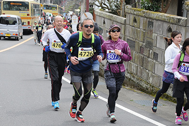 標高差650mをひたすら9km上り続ける