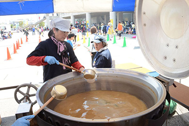 魚介の旨味がギュッと詰まったしんきろう鍋