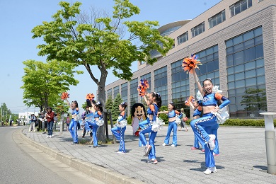 「きらめき応援隊」がランナーの走りを後押し！！