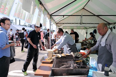 地元の浜焼きもおいしい！