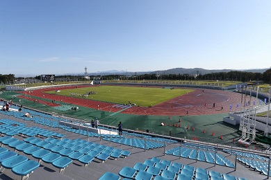 スタート・フィニッシュは日本陸連第1種公認の北上陸上競技場で、気分はまるでアスリート！