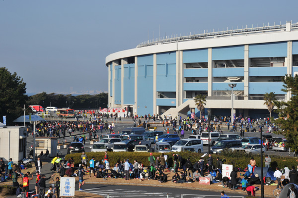 会場はZOZOマリンスタジアム・海浜幕張公園