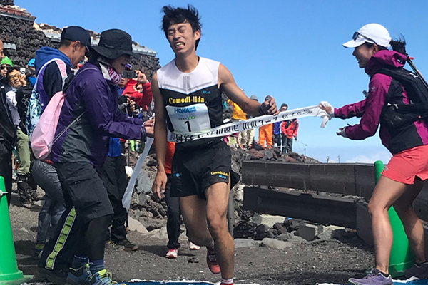 連覇を果たした五郎谷選手。今年はサロマ湖100kmから富士登山競走へ向かう予定
