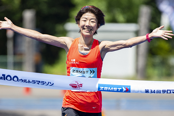 藤澤舞選手は昨年クロアチアで開催されたIAU100km世界選手権で7時間39分07秒で3位となっている実力者