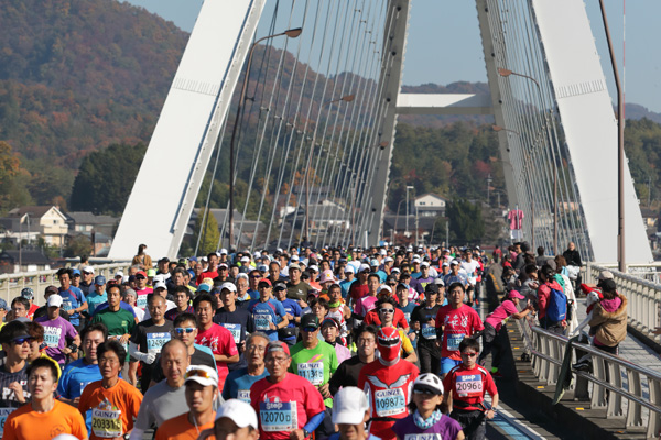 【MCCニュース】福知山マラソンにて7,619人がフルマラソンを力走