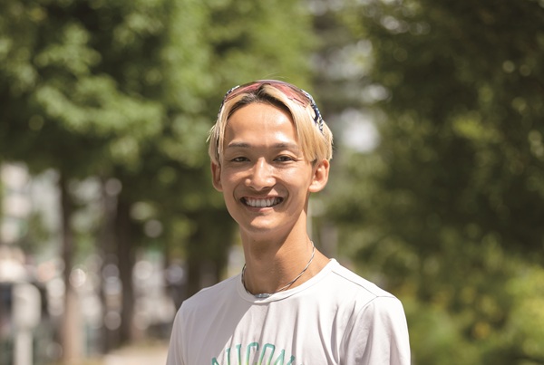 舘勇希さん