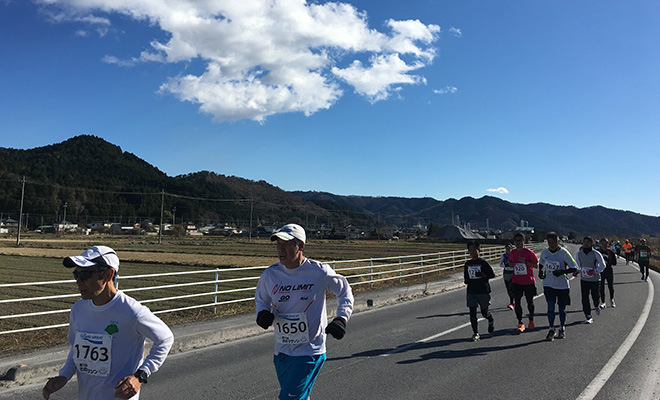 23km地点付近。コースはのどかな田園風景が続く