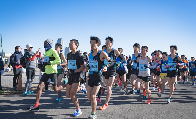 後半ペースアップして独走した池上さん（１０４６）　　写真／室伏那儀