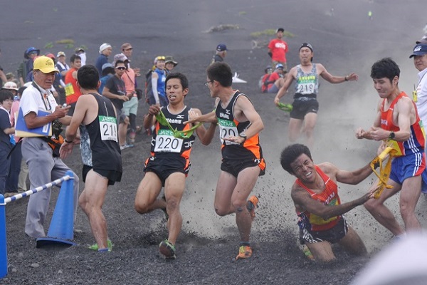 【週刊ランナーズ】「富士登山駅伝」に挑む女性ランナーは小学校教員のウルトラランナー
