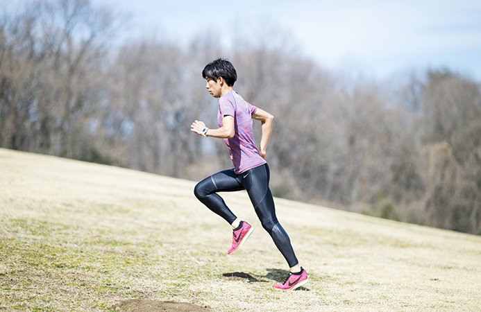 自身もクロカンで走り込むという松村コーチ（写真のクロカンは埼玉県の国営武蔵丘陵森林公園）