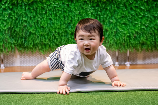 赤ちゃんの動きで身体が若返る！「リ・ボーントレーニング」