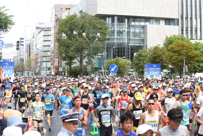 2019年北海道マラソンのスタート（写真／釜本由起）