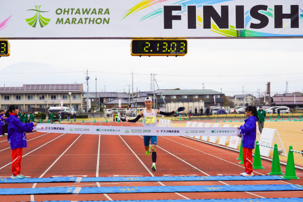 大田原マラソンで地元新聞記者が2時間13分の大会新記録で優勝「月間600km、朝20～25km走っています」